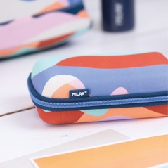 ✅ Trousse ovale semi-rigide Milan The Fun - Compartiment intérieur en filet - Intérieur velouté couleur Plusi en stock