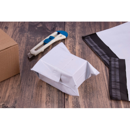 Apli Pack de 50 Sacs Opaques en Polypropylène avec Fermeture Adhésive - Haute Résistance - Souple - Opaque pour l'Intimité