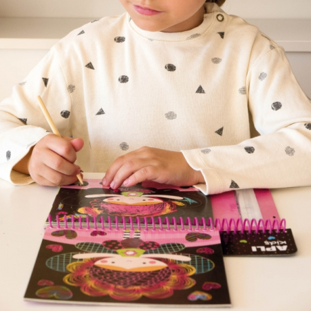 Apli Fairy Scratch Sheet Pad - Comprend 8 feuilles et un bâton à gratter - Favorise la créativité et l'estime de soi - Idéal