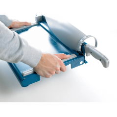 Dahle 561 Cisaille à levier professionnelle Format A4 - Capacité 35 feuilles - Lame en acier Solingen - Système de sécurité
