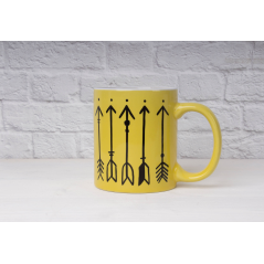 Mug jaune flèches noires céramique