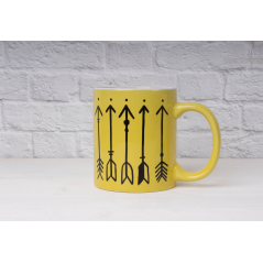 Mug jaune flèches noires céramique