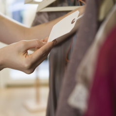 Etiquettes Apli avec Rondelle 125 x 63mm 1000 U.