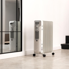 Radiateur à bain d'huile Cecotec ReadyWarm 11000 avec 11 modules de 150 x 580 mm - 2500 W - Chauffe jusqu'à 25 m² - 3 niveaux