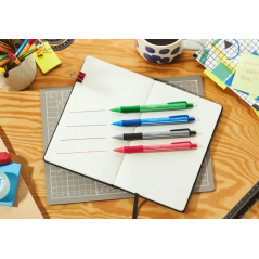 LOT de 10 Stylo rétractable Stabilo Pointball coloré - Trait de 0,5 mm - Fabriqué à 87 % en bioplastique - Poignée