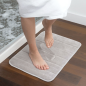 Tapis de bain viscoélastique Innovagoods - Antidérapant - Super absorbant - Facile à nettoyer - 55 x 40 x 1 cm - Blanc