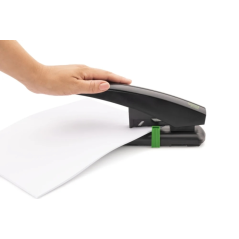 Agrafeuse robuste Novus B40 re+new - Fabriquée avec 97 % de plastique recyclé - Jusqu'à 100 feuilles - Agrafage à lames croisées