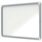 Nobo Outdoor Showcase 8 Feuilles A4 Surface Blanche Magnétique - 692x972x45mm - Serrure de Porte de Sécurité Cadre en Aluminium