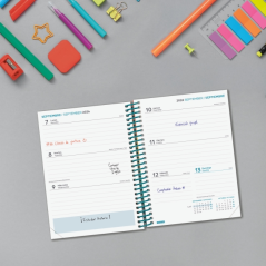 Agenda scolaire Finocam Diva 26/27 - Vue hebdomadaire horizontale - Format 8º - 120 x 164 mm - Couverture cartonnée lignée - Pap
