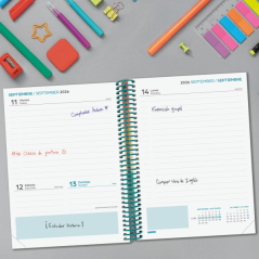 Agenda scolaire Finocam Diva 26/27 - 1 jour par page - 4e format - 155 x 212 mm - Couverture cartonnée lignée - Papier 80 g/m² -