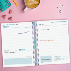 Agenda scolaire Finocam Diva 26/27 en catalan - 1 jour par page - 4e format - 155 x 212 mm - Couverture cartonnée lignée - Papie