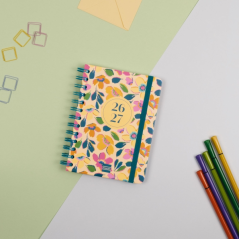 Agenda scolaire Finocam Cosmo Cart 26/27 en catalan - Vue hebdomadaire horizontale - Format 8º - 120 x 169 mm - Couverture carto
