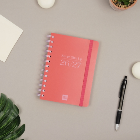 Agenda scolaire Finocam Cosmo Flex 26/27 en catalan - Vue hebdomadaire horizontale - Format 8vo - 120 x 169 mm - Couverture en p