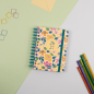 Agenda scolaire Finocam Cosmo Cart 26/27 en catalan - 1 jour par page - Format 8º - 120 x 169 mm - Couverture cartonnée lignée -