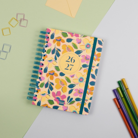 Agenda scolaire Finocam Cosmo Cart 26/27 - 1 jour par page - 4e format - 155 x 212 mm - Couverture cartonnée lignée - Papier 80