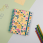 Agenda scolaire Finocam Cosmo Cart 26/27 en catalan - 1 jour par page - 4e format - 155 x 212 mm - Couverture cartonnée lignée -