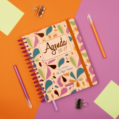 Agenda scolaire Finocam Talkual 26/27 - 1 jour par page - 4e format - 155 x 217 mm - Couverture rigide - Papier 80 g/m² - Spiral