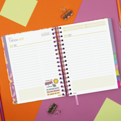 Agenda scolaire Finocam Talkual 26/27 - 1 jour par page - 4e format - 155 x 217 mm - Couverture rigide - Papier 80 g/m² - Spiral