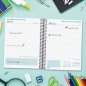 Agenda scolaire Finocam Cool 26/27 - 1 jour par page - 4e format - 155 x 212 mm - Couverture cartonnée lignée - Papier 80 g/m² -