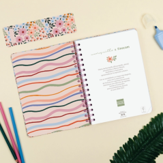 Agenda scolaire Finocam Moniquilla 26/27 - Agenda hebdomadaire horizontal - Format E10 - 155 x 212 mm - Couverture rigide - Papi