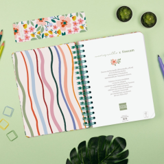 Agenda scolaire Finocam Moniquilla 26/27 en catalan - 1 jour par page - Format E10 - 155 x 212 mm - Couverture rigide - Papier 8