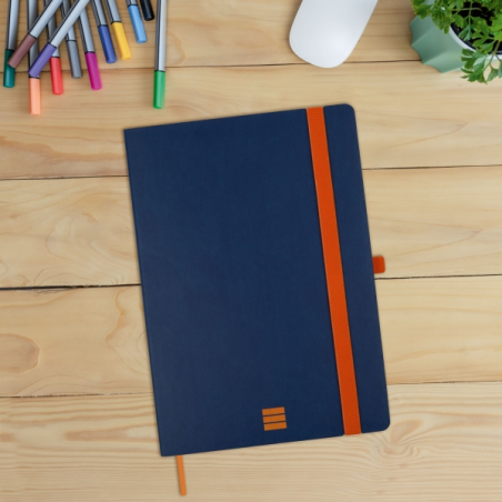 Carnet Finocam moderne et léger - 72 feuilles - Format A5 - 148 x 210 mm - Papier crème 80 g/m² - Pochette intérieure - Fermetur