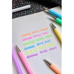 stylos gel pastel sur carnet