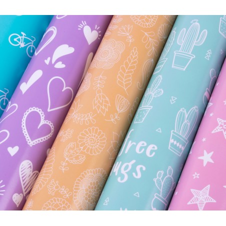 Apli Présentoir de 55 rouleaux de papier cadeau Nordik Fun - 11 rouleaux par couleur - Dimensions du rouleau 0,70x2 m - 5 motifs