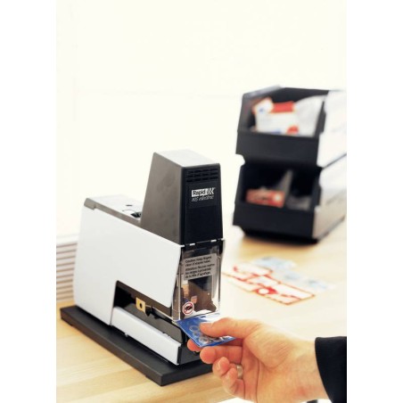 Agrafeuse Électrique Rapid Classic 105E - 50 Feuilles - Agrafage Emballage et Bureau - 66 Agrafes - Connexion Série - Blanc/Noir