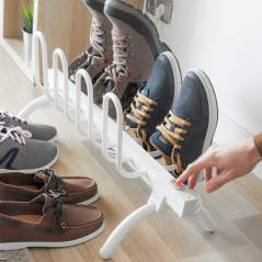 Séchoir à chaussures électrique Innovagoods - 80 W - Capacité : 4 paires - Câble de 130 cm - Étanchéité IPX2 - Dimensions : 71 x