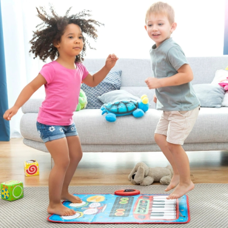 Tapis musical 2-en-1 Beats'n'Tunes d'Innovagoods : clavier avec 4 instruments, batterie avec tambours et cymbales, antidérapant,