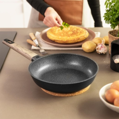 Poêle à frire noire 28 cm