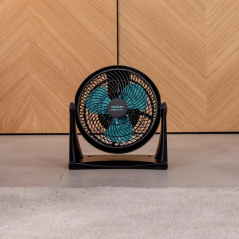 ventilateur sur pied noir