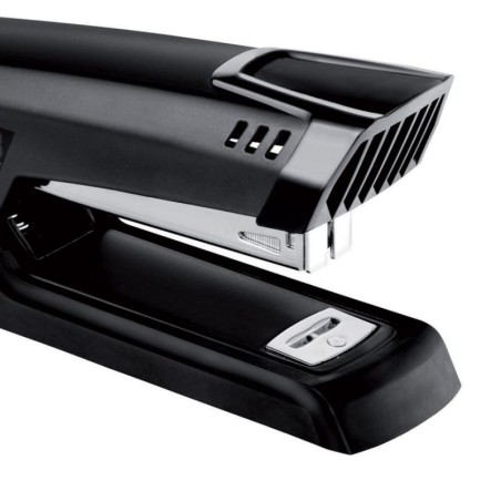 Maped Essentials Agrafeuse de bureau demi-bande - Jusqu'à 20 feuilles à la fois - Accepte les agrafes 22/6 24/6 26/6 - Agrafage