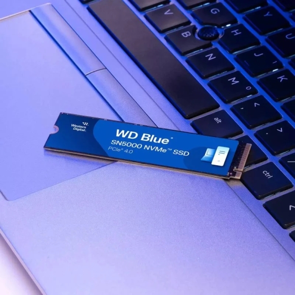 Disque dur SSD WD Blue SN5000 2 To M2 PCI Express 4.0 NVMe Gen4 TCL 3D NAND
