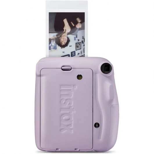 Fujifilm Instax Mini 11 Appareil photo instantané violet lilas - Taille d'image 62x46mm - Flash automatique - Mini miroir pour selfies - Dragonne et 2 boutons d'obturation différents