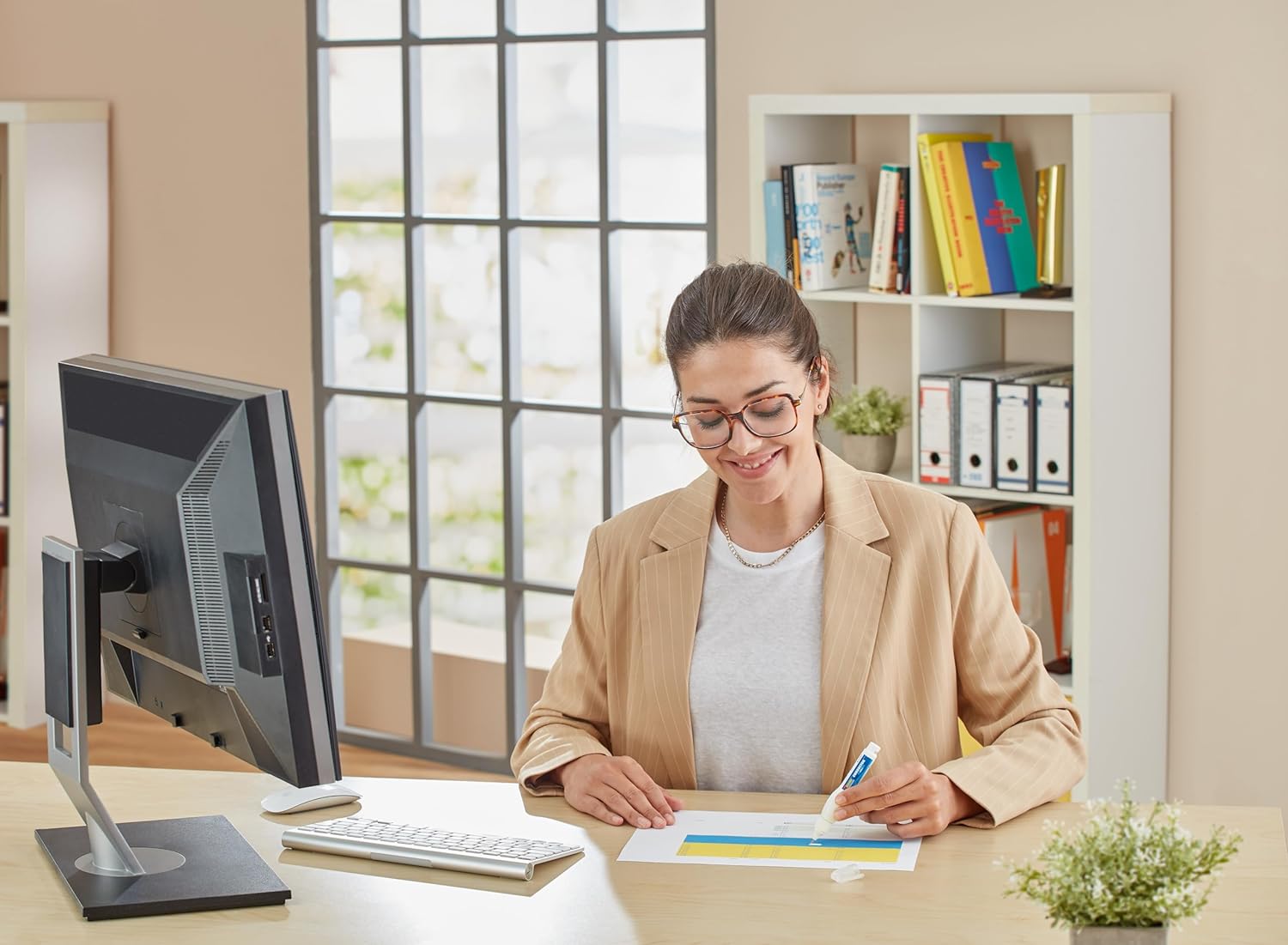 LOT de 12 Stylo Anti-cernes Imedio 8 ml - Corps souple, facile à presser - Pointe en métal pour une application précise - Séchage rapide