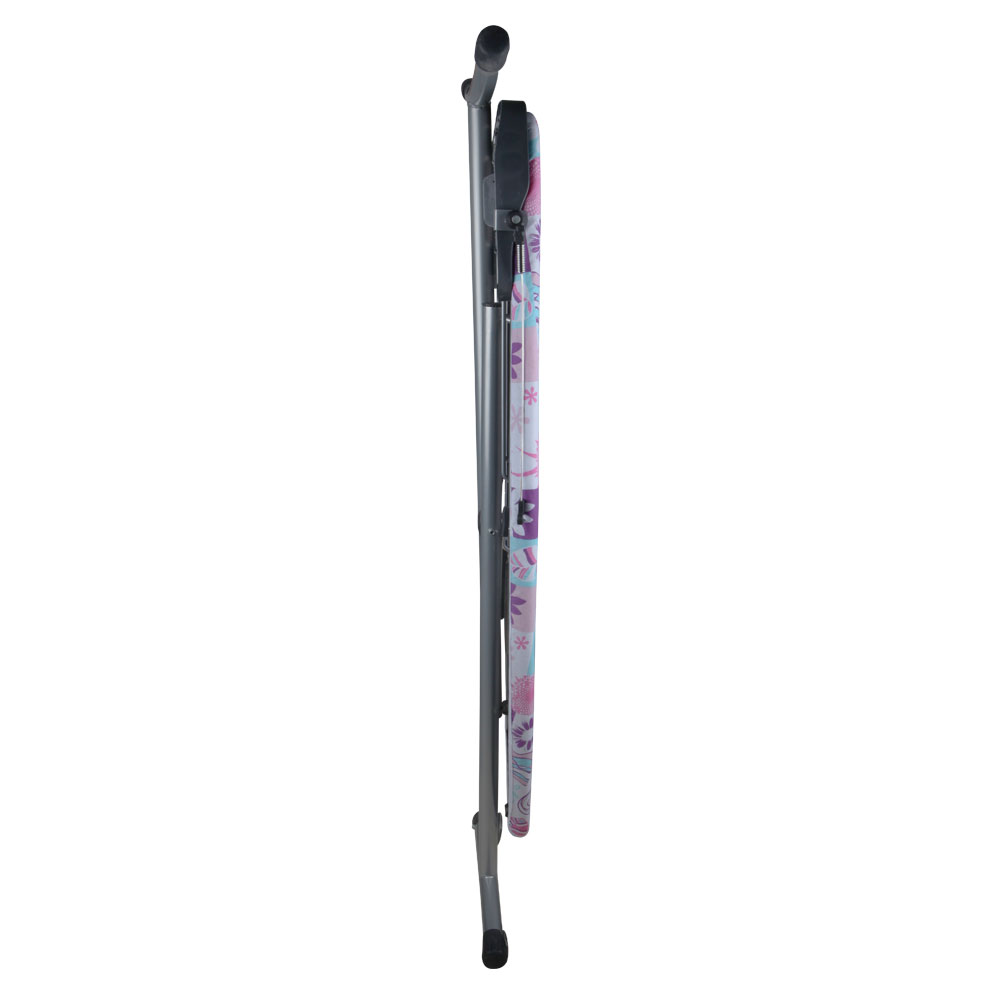 Orbegozo TP 1350 Table à repasser pliante avec repose-fer et housse en coton - Grille en acier résistante - Hauteur réglable jusqu'à 93 cm - Roues pour une mobilité facilitée